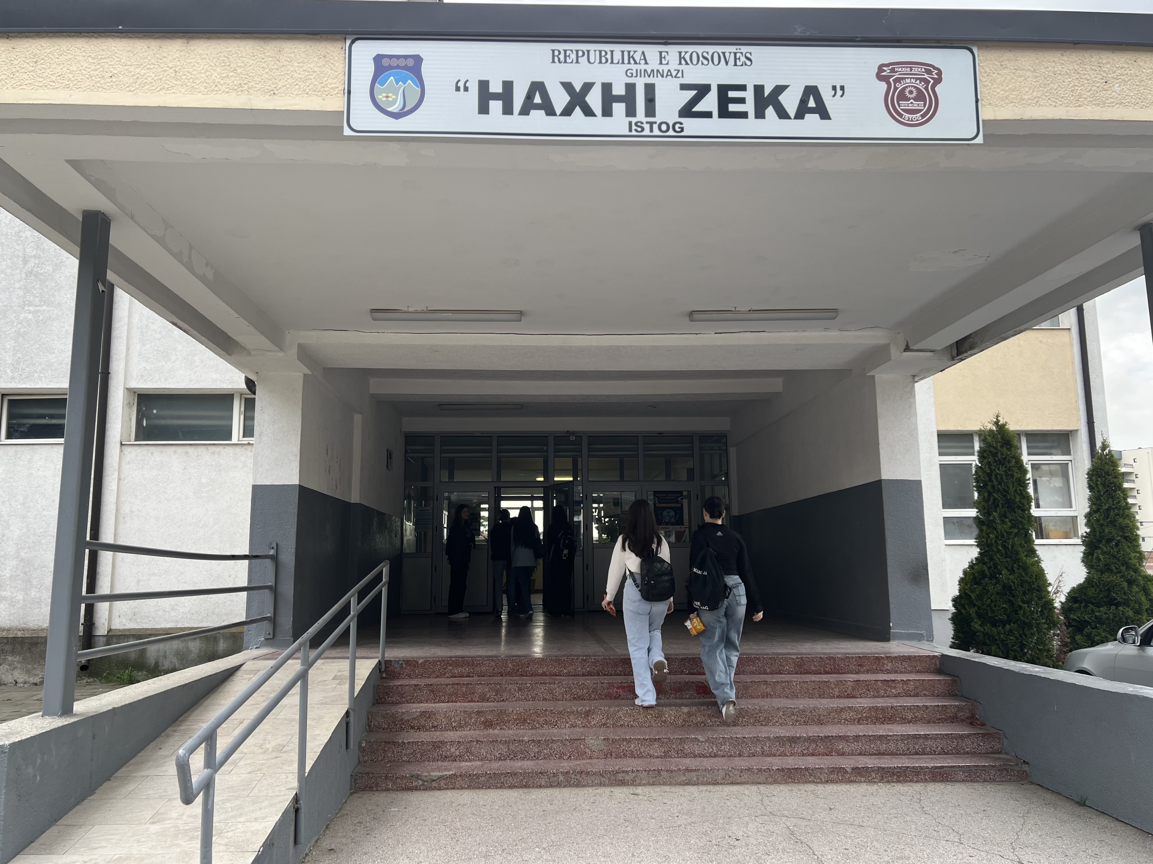 Gjimnazi Haxhi Zeka
